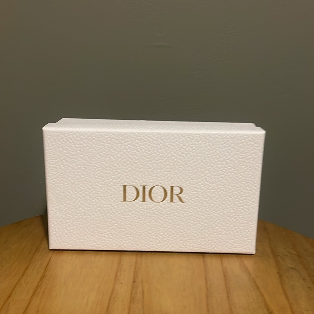 Dior small box